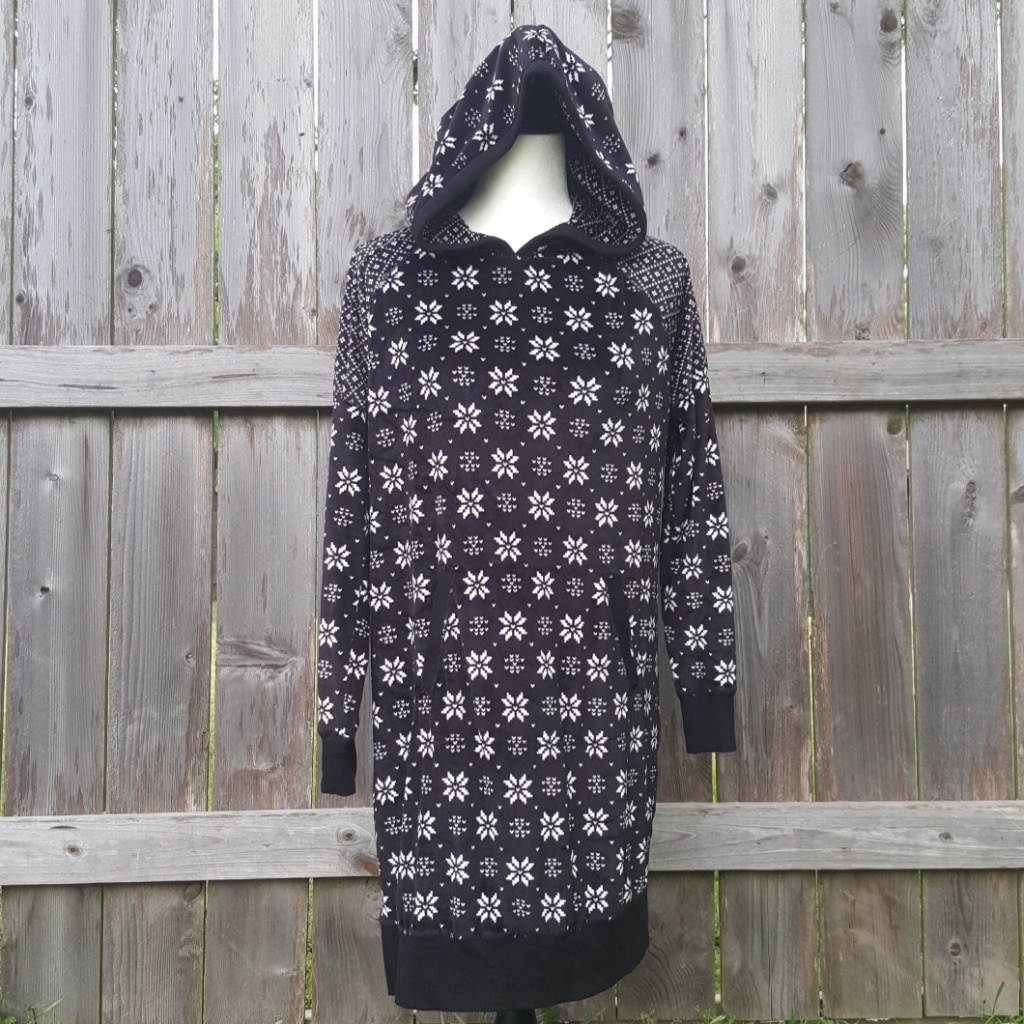 Simply Vera Wang Hooded Nightgown M
